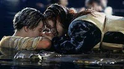 20 años después, James Cameron finalmente reveló por qué murió Jack en &#34;Titanic&#34;