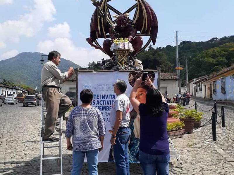 Diablo de Antigua Guatemala tiene mensaje político