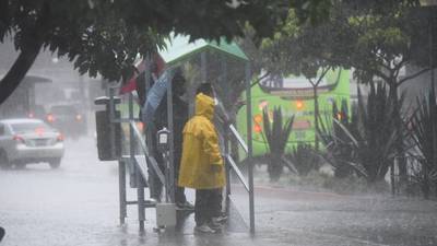 Conred declara alerta roja en Guatemala por tormenta Julia