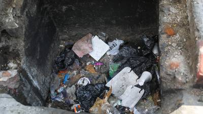 Municipalidad de Guatemala mantiene programa permanente de limpieza de tragantes