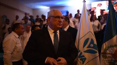 Viva postula como presidenciable a un guatemalteco-israelí