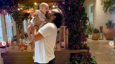VIDEO. El tierno momento que compartió Carlos Ruiz con su pequeña hija