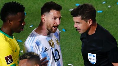 Por “errores graves” suspenden a árbitros del Argentina-Brasil