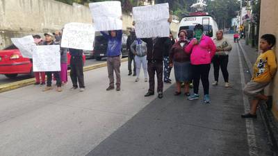 Tránsito complicado en San José Pinula por presencia de manifestantes