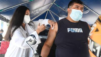 Guatemala aún lejos de la meta de vacunación contra la Covid-19