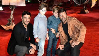 Ventilan la supuesta identidad de la madre de los hijos de Ricky Martin