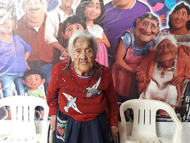 Fallece María Ramírez Caballero, mexicana que inspiró la película "Coco"