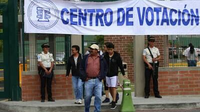 Supervisan 343 centros de votación del departamento de Guatemala