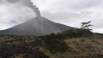 Actividad del Volcán Pacaya provoca caída de ceniza