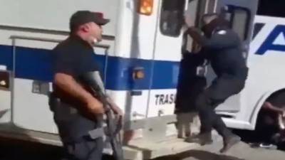 Video: sicarios interceptan una ambulancia y rematan a hombre herido