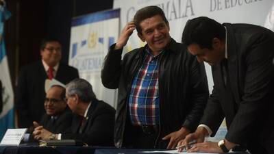 Ministerio de Educación suscribe pacto colectivo con Joviel Acevedo