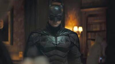 Detienen filmación de Batman, Robert Pattinson da positivo a Covid-19