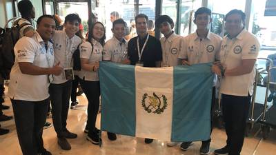 Selección Nacional de Robótica representa a Guatemala en Dubai y en México