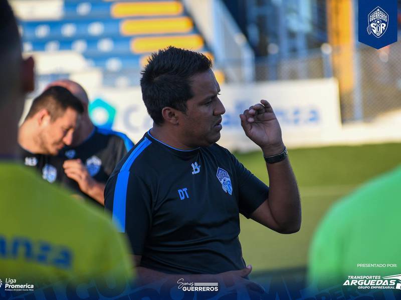 Amarini Villatoro muestra su satisfacción tras el triunfo 3-0 ante Cartaginés