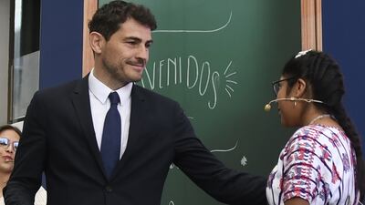 Iker Casillas se enamora de esta artesanía guatemalteca