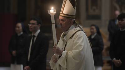VIDEO. Papa Francisco celebra la Vigilia Pascual y asegura que la muerte no tiene la última palabra