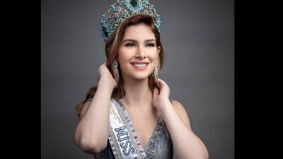 Ivana Batchelor, Miss Universo Guatemala, muestra bellezas de nuestro país