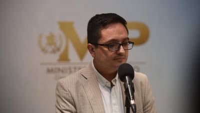 UNE pide separación de Juan Francisco Sandoval de la FECI
