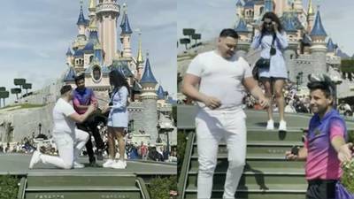VIDEO. Empleado de Disneyland interrumpe propuesta de matrimonio