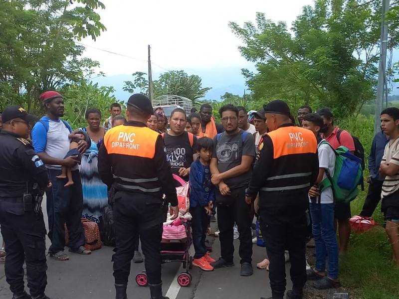 Se intensifica el paso de migrantes en Izabal