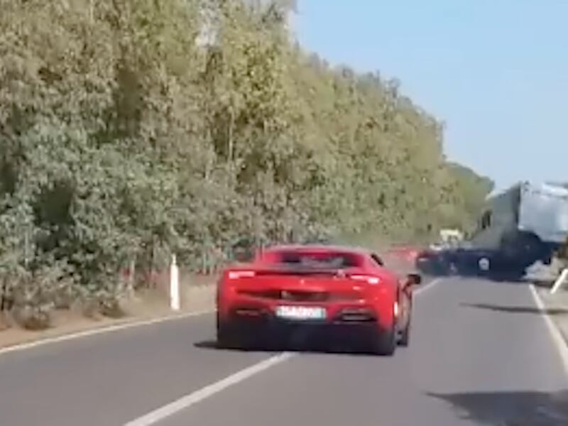 VIDEO. Accidente entre Ferrari y Lamborghini deja dos muertos