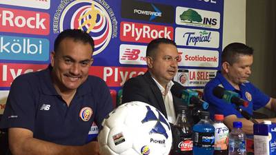Dwight Pezzarossi aplaude labor de Carlos Batres en Costa Rica