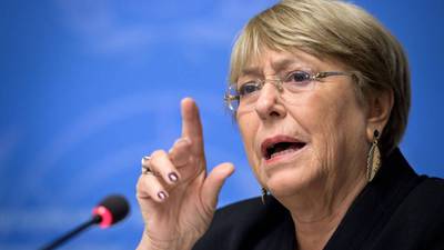 Bachelet denuncia ejecuciones extrajudiciales y torturas en Venezuela