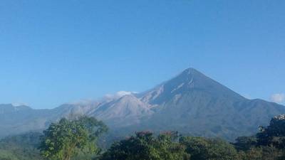 Volcán Santiaguito mantiene alta actividad