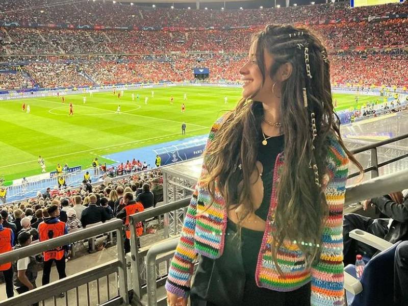 Camila Cabello explota y tilda de maleducados a fanáticos del Real Madrid y Liverpool