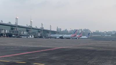 Aeropuerto La Aurora retoma operaciones tras caída de ceniza