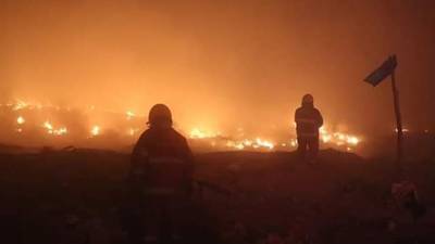 EN IMÁGENES. Incendio en basurero de Villa Nueva deja a Guatemala en la oscuridad