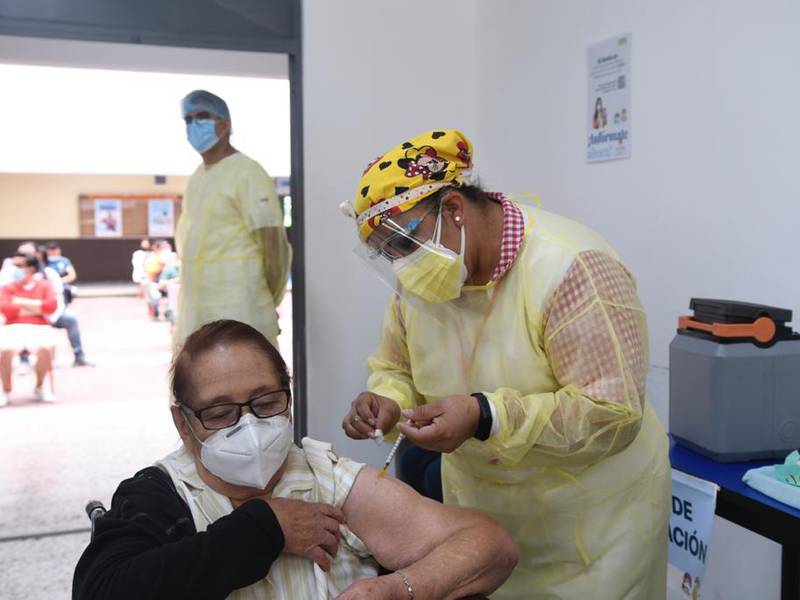 Salud registra más de 11 mil fallecidos por el nuevo coronavirus