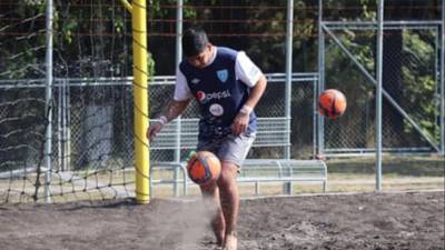 La historia de superación de Óscar Sagastume, seleccionado nacional de futbol playa