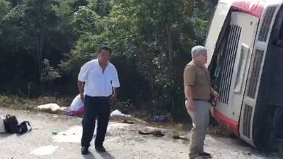 Accidente de autobús turístico deja 12 muertos en México