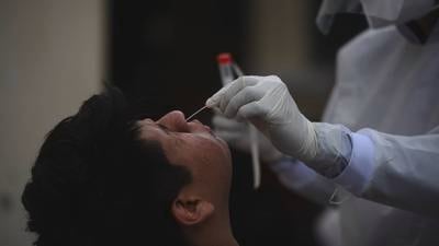 Epidemiología proyecta 604 casos diarios de COVID-19 para el 26 de junio, Guatemala lo rebasa ocho días antes