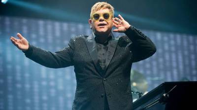 Tras una exitosa carrera de casi 50 años, Elton John anuncia su &#34;última&#34; gira