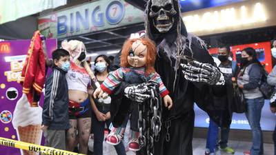 Halloween 2021: Los disfraces que llevaron "el terror" al Paseo de la Sexta
