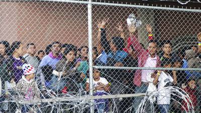 Patrulla Fronteriza de EE. UU. ordena liberación de migrantes
