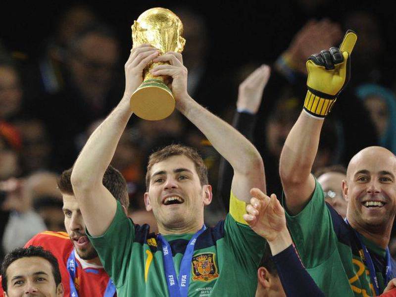 Iker Casillas anuncia su retiro con una conmovedora carta