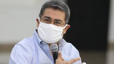 "No soy amigo" de narcos, dice Juan Orlando Hernández, presidente hondureño