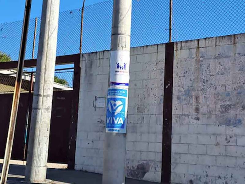 Municipalidad de Villa Nueva debe retirar publicidad política colocada en postes