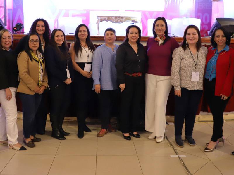 Agexport: "Reconocemos el trabajo que realizan las mujeres para transformar las exportaciones en el país"