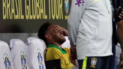 VIDEO. Neymar enciende más las alarmas en Brasil tras su lesión