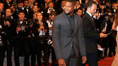 Tres fans de Usher lo demandan por US$20 millones por una enfermedad sexual