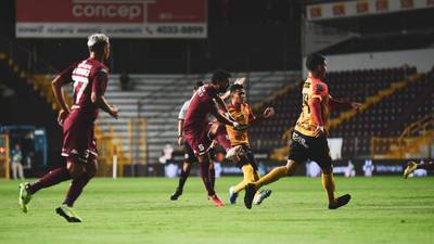 Equipos grandes de Costa Rica ganan en el reinicio del Torneo Clausura 2020