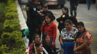 "Estamos molestos" aseguran familiares de desaparecidas en hundimiento de Villa Nueva