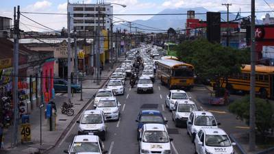Taxistas realizarán marcha pacífica; aseguran que no bloquearán rutas