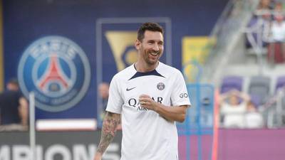 Messi vuelve a entrenar con el PSG y podría jugar el clásico francés ante el Marsella