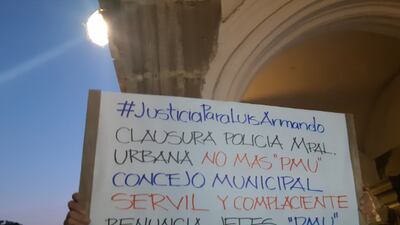 Piden justicia para Luis Solórzano frente a la muni de Antigua Guatemala