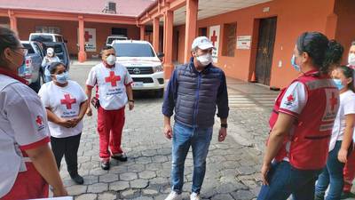 COVID-19: Roberto Arzú consigue entregar donación de alimentos